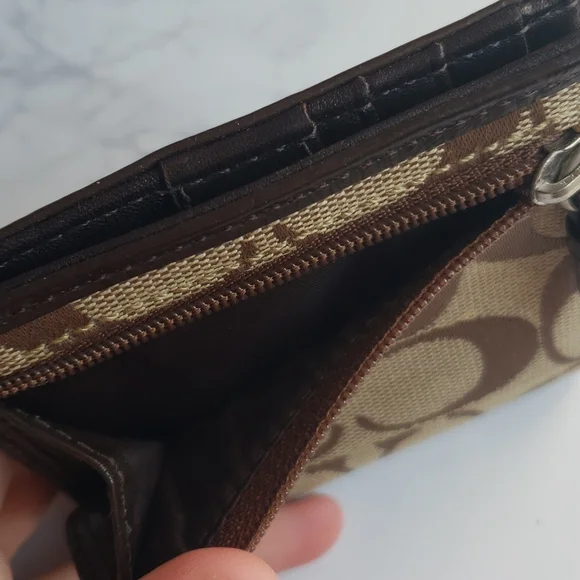 Coach wallet with logo fabric and a button snap close - Picture 9 of 11